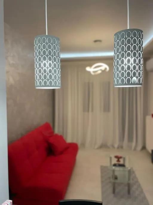סלוניקי The Red Apartment